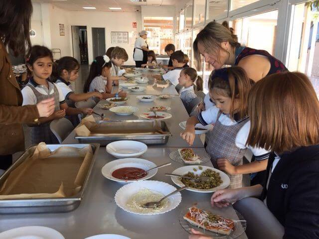 Year 2 Make Pizzas At Laude British School Of Vila Real!