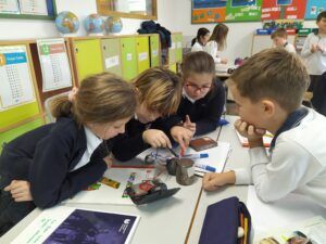 Year 5 Enjoy Learning About Materials (20)